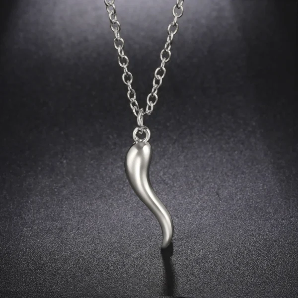 Teamer Lucky Italian Horn Necklace